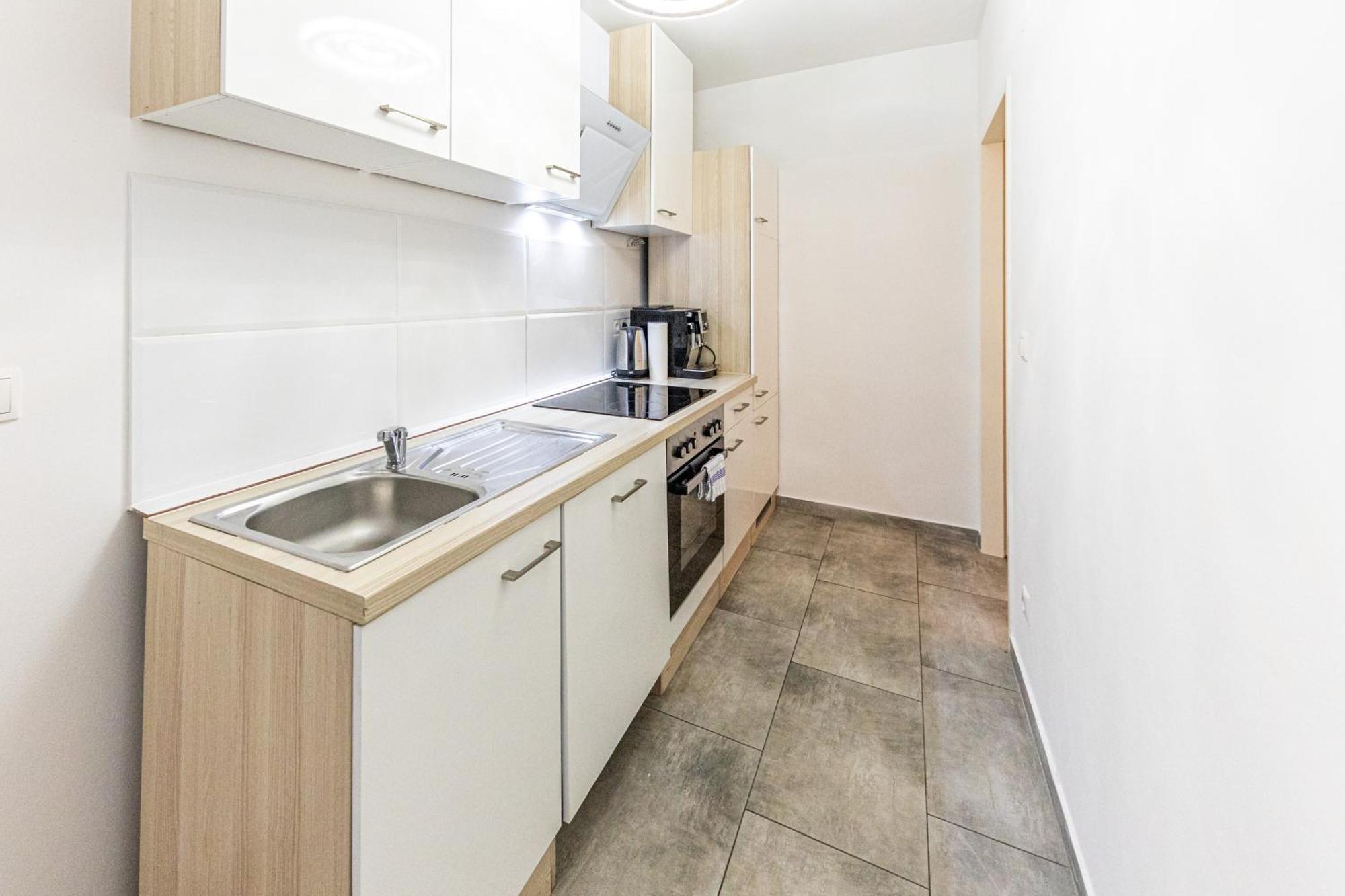 & Affordable By Jr Habitación en casa particular