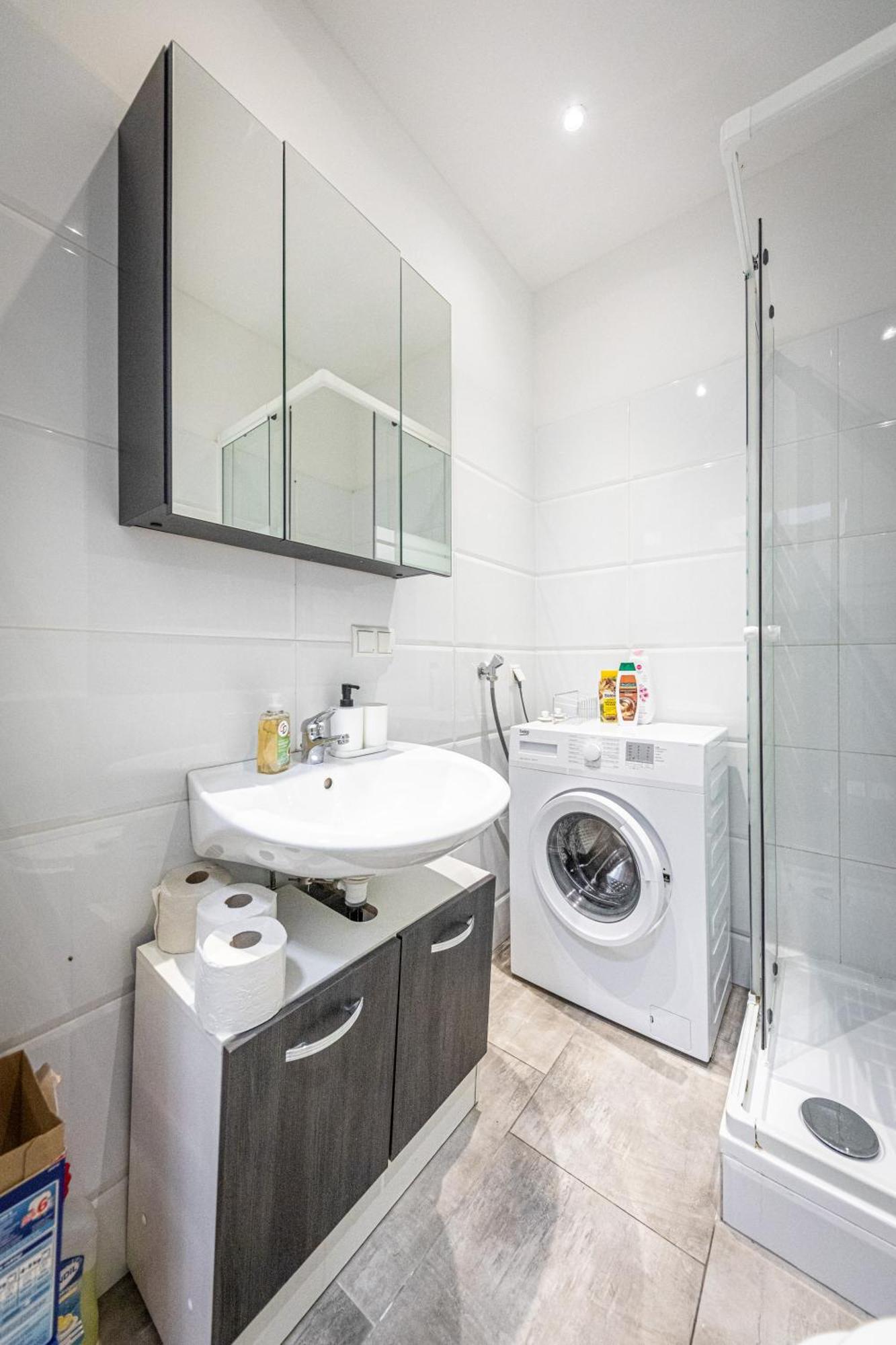 & Affordable By Jr Habitación en casa particular Viena