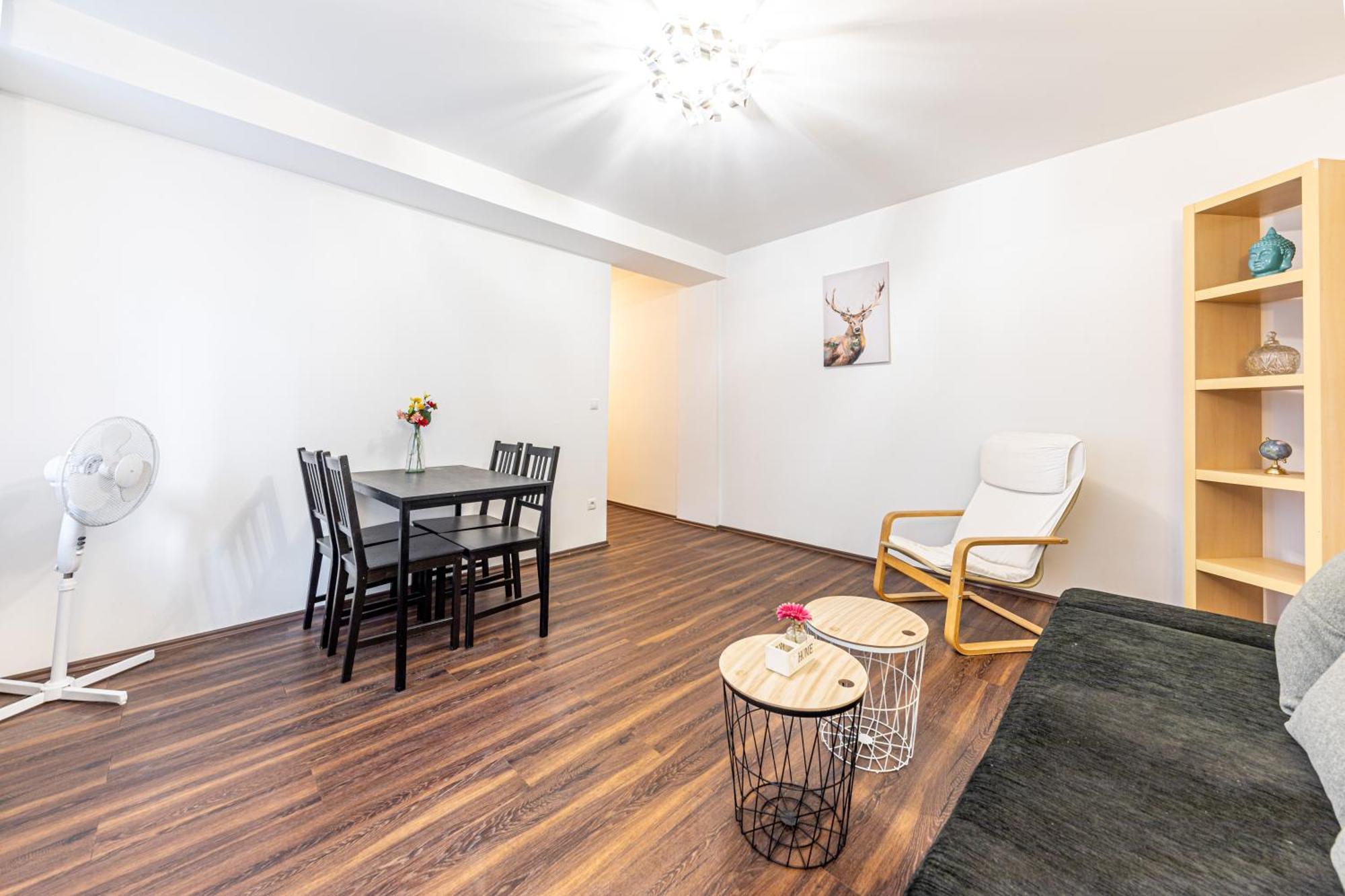 Séjour chez l'habitant & Affordable By Jr Vienne